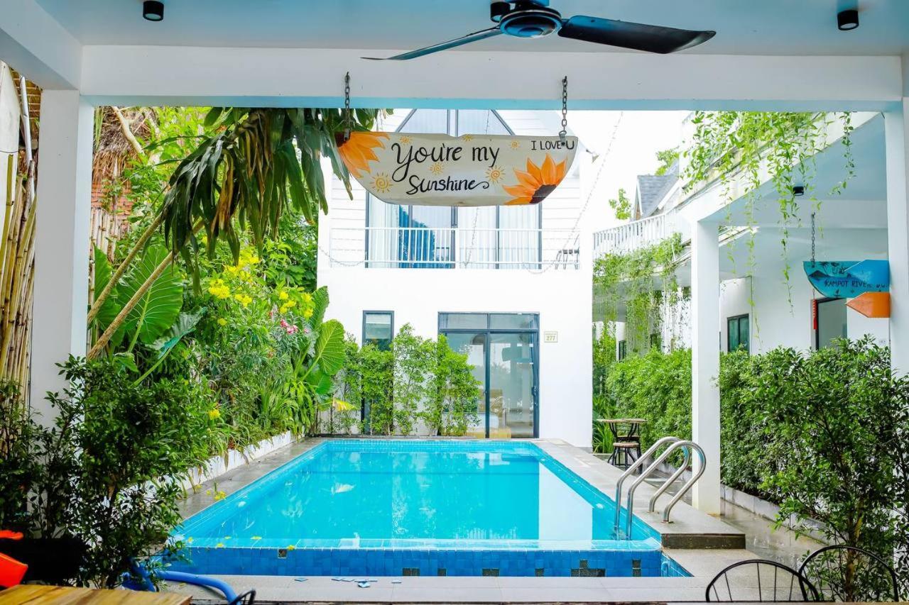 Kampot River Bungalow By Mama Hotel Exterior photo